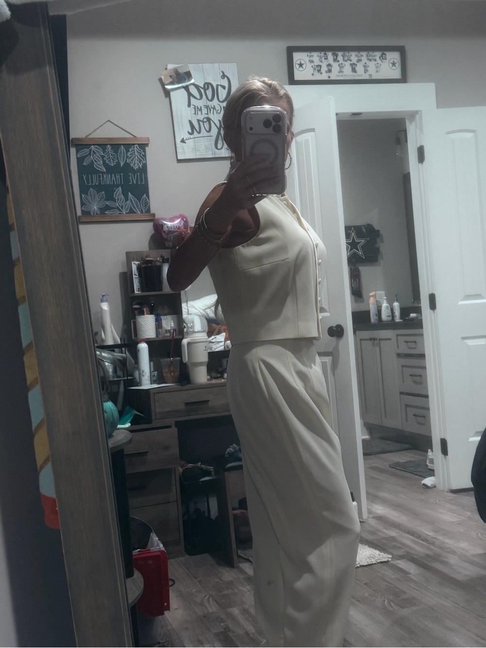 Donna Morgan Cream Sleeveless Button-Front Jumpsuit with High Neck - Picture 2 of 7